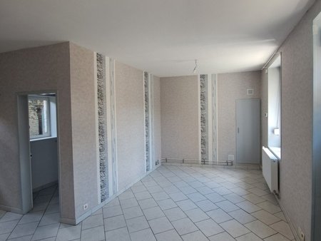 location maison de ville 4 pièces de 70 m² à linselles (59126)