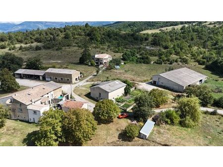 vente ferme 6 pièces 180 m²