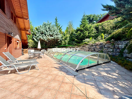 chalet individuel sur les hauteurs d'evian les bains avec piscine privative