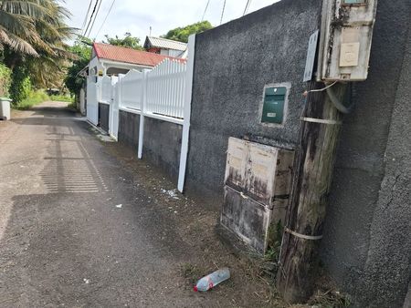 appartement f4 meuble dans villa avec piscine