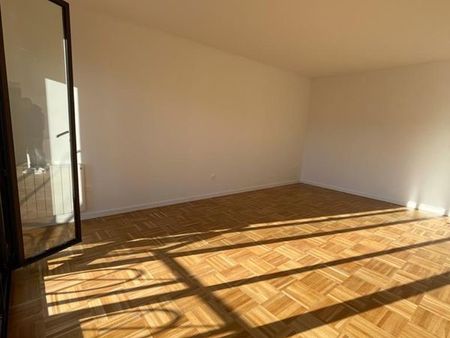 à vendre : investissement locatif idéal - t2 de 47 m² avec balcon dans résidence seniors p