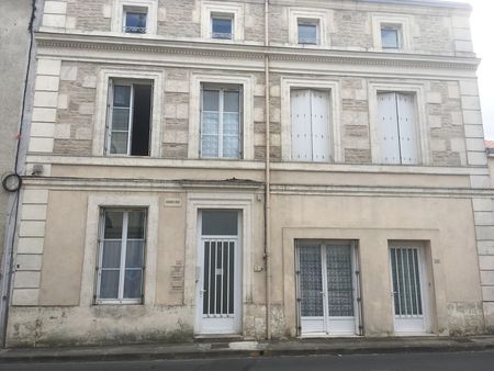 location appartement à villefagnan 16240