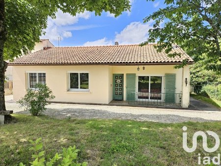 vente maison traditionnelle 6 pièces de 137 m² à pons (17800)