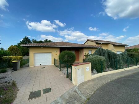 villa 5 pièces 145 m²