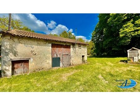 bâtiment 70 m² tocane saint apre