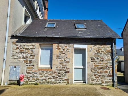 maison à louer pour une durée de 10 mois