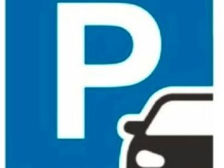 parking extérieur dans une résidence sécurisée