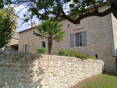 longère poitevine restaurée pierres apparentes