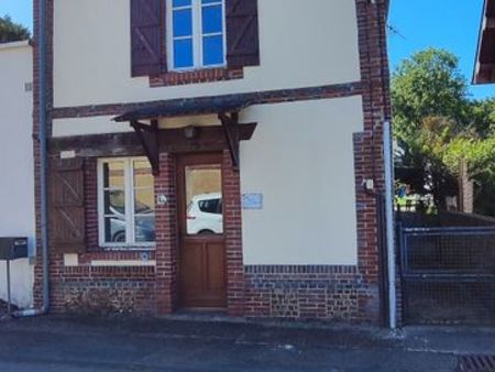 maison 90 m2 (hors grenier et buanderie) à vendre 61550  à restaurer