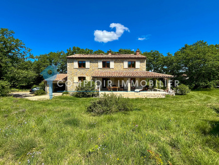 a vendre gard (30) maison avec garage sur grand terrain arboré