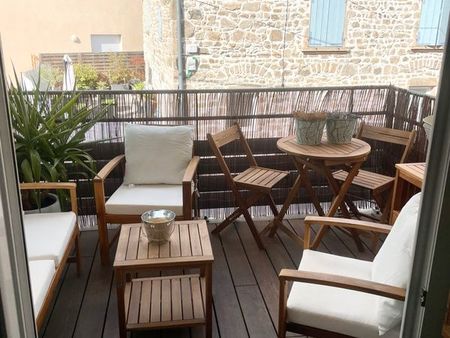 app t2 + terrasse+place de parking+garage prox lyon