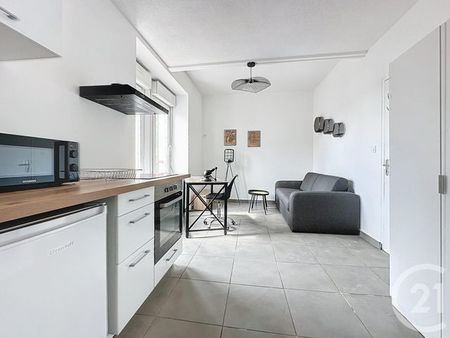 appartement studio à louer - 1 pièce - 20 m2 - sochaux - 25 - franche-comte