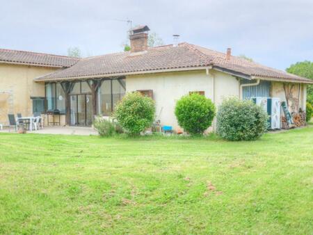 vente maison à casteljaloux (47700) : à vendre / 270m² casteljaloux