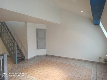 location appartement triplex - 80m²