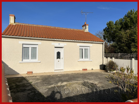 vente maison de plain-pied proche d’un port avec garage