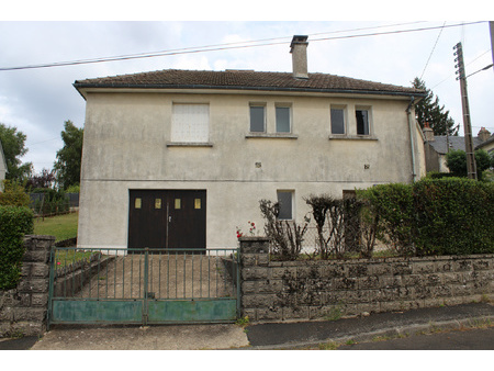 maison 4 pièces - 80m² - mauriac