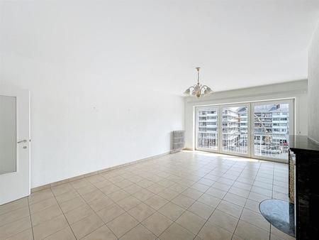 condo/coop à louer  place joséphine-charlotte 36 14 jambes 5100 belgique