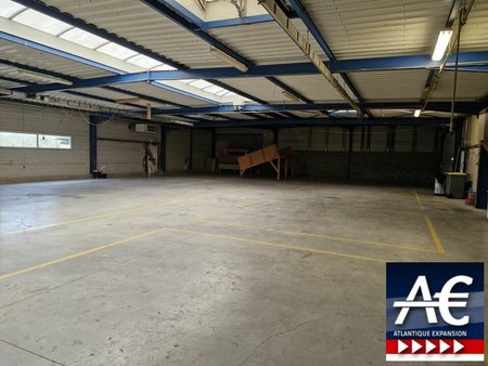 location d'entrepôt de 900 m² à saint-philbert-de-grand-lieu - 44310