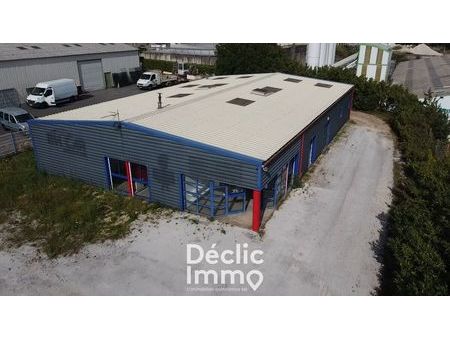 location local commercial 392m2 puymoyen 16400 - 2400 € - surface privée