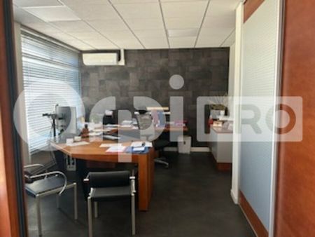 bureau 227 m²