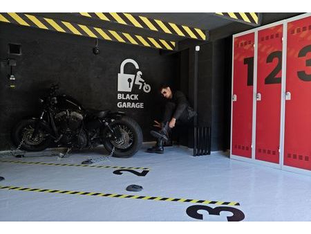 avignon centre➡️garage / parking pour moto / vélo gardé et sécurisé en location forfait jo