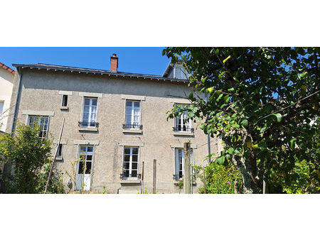 maison 9 pièce(s) 243 m2