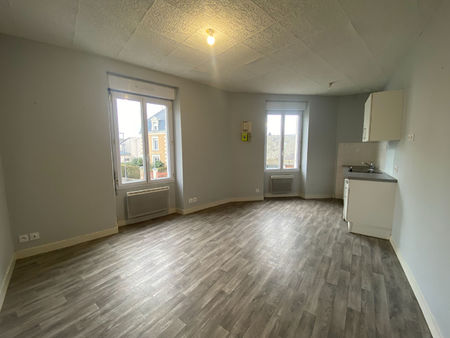 location appartement 2 pièces  40.00m²  segré