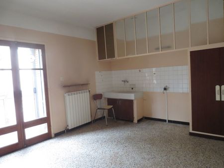 maison de village à rénover - 180 m²