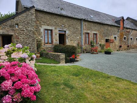 maison en pierres de 4 chambres avec longère