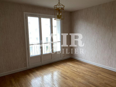 location appartement 2 pièces à alençon (61000) : à louer 2 pièces / 44m² alençon