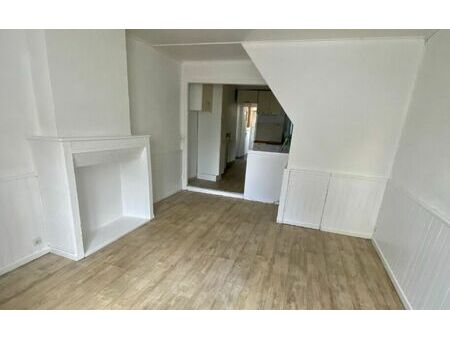 location maison  m² t-2 à nogent  550 €