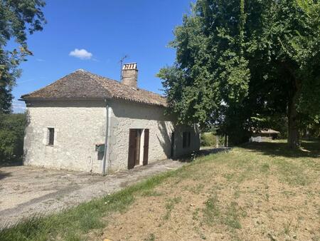 jolie maison au bout d'un hameau