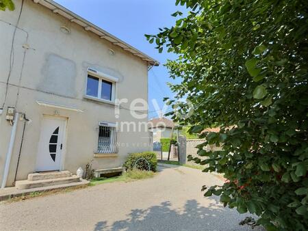 maison de village de 112m2 avec jardin et stationnement