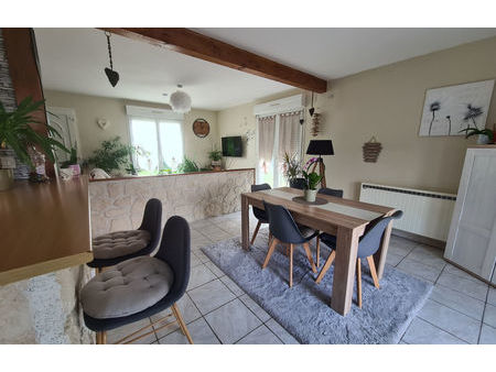 vente maison 5 pièces 125 m² rougemont (25680)