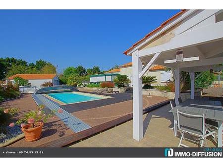 vente maison piscine aux sables-d'olonne (85100) : à vendre piscine / 180m² les sables-d'o