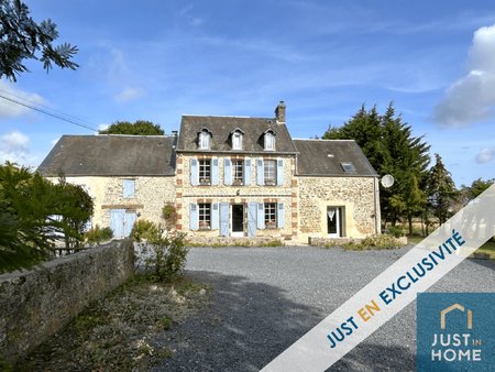 ancien corps de ferme à le molay-littry