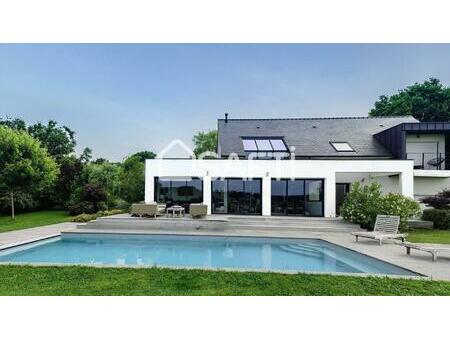 maison contemporaine avec vue sur la vilaine