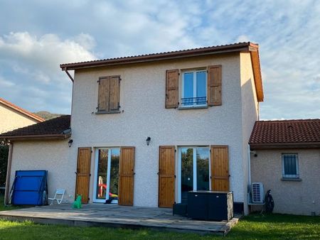 villa 4 chambres 105m² avec climatisation jardin garage