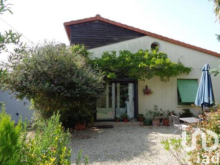 vente maison aux gonds (17100) : à vendre / 145m² les gonds