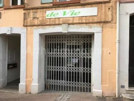 boutique 27 m² fréjus