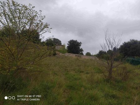 terrain constructible 1335 m² à limoux