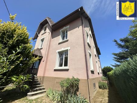 maison 9 pièces 212 m²