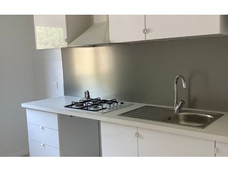 location maison  m² t-6 à canéjan  1 400 €