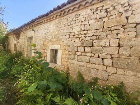 à vendre : grange en pierre à rénover - chazelles (charente)