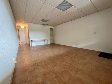 bureaux 54 m² proche centre avec parking