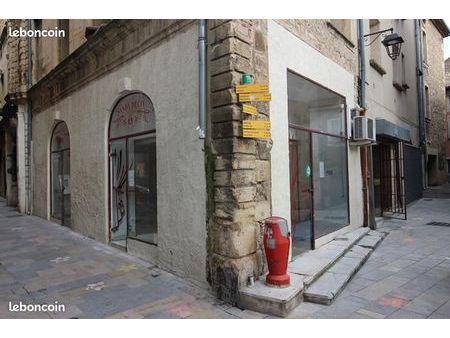 30200 bagnols sur ceze - local commercial à louer 60 m²