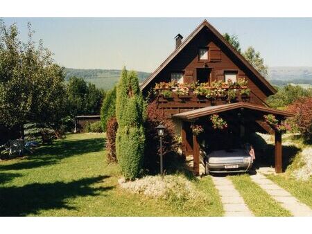 residence secondaire chalet sur grand terrain