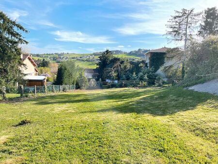 terrain 650m2 saint-victor