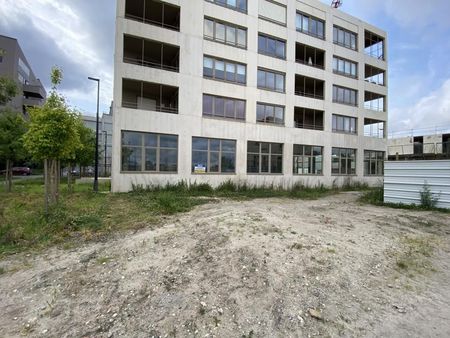 local commercial 220 m²