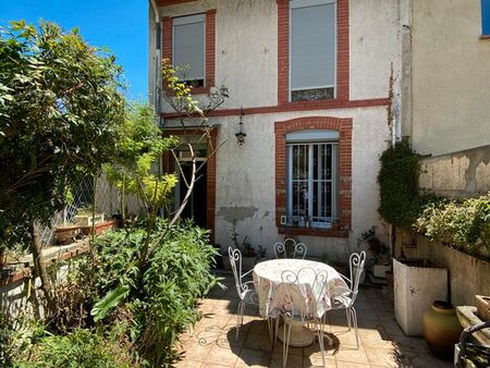 toulouse  maison de ville avec belle terrasse